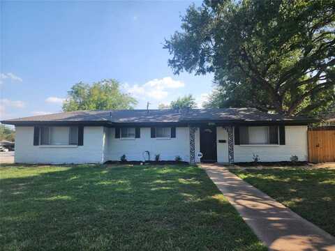 5428 Mallory Drive, Haltom City, TX 76117