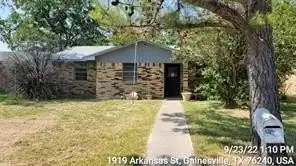 1919 Arkansas Street, Gainesville, TX 76240