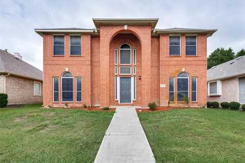 4713 Park Bend Drive, Fort Worth, TX 76137