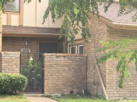 2007 Westkendal Lane, Arlington, TX 76015