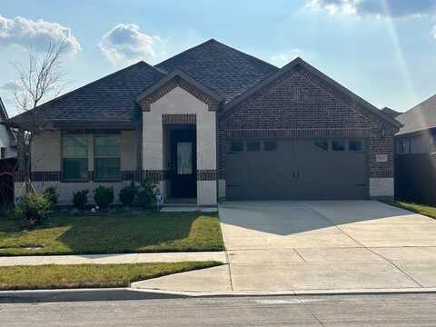 5612 Shannon Creek Road, Fort Worth, TX 76126