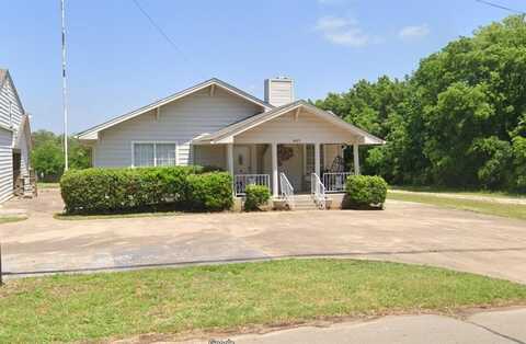 407 W Main Street, Whitesboro, TX 76273