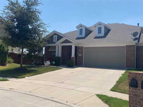 7901 Wildwest Drive, Fort Worth, TX 76131