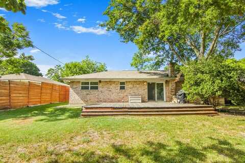 210 Allenwood Drive, Allen, TX 75002