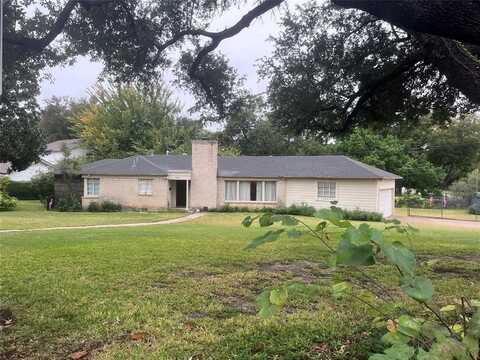 2600 Colonial Parkway, Fort Worth, TX 76109