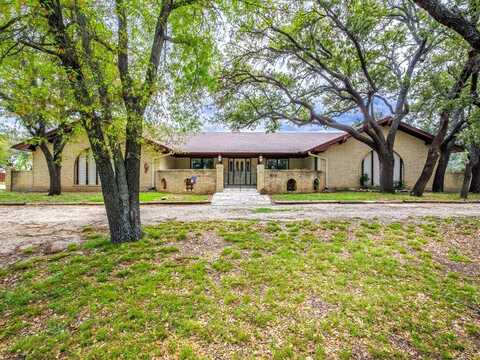 910 Deer Trail, Brownwood, TX 76801