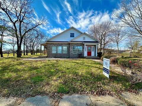 214 S 4th Street, Wills Point, TX 75169