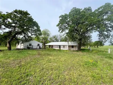 324 Pecan Lane, Newcastle, TX 76372