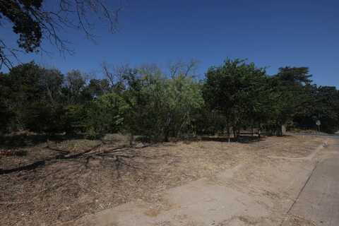 612 E 2nd Street, Cleburne, TX 76031