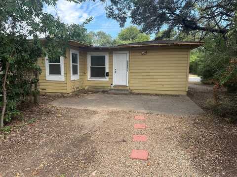 1721 C Panhandle Street, Denton, TX 76201