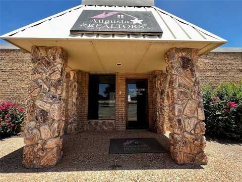 2481 S Danville Drive, Abilene, TX 79605