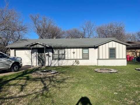 3901 Dana Drive, Haltom City, TX 76117