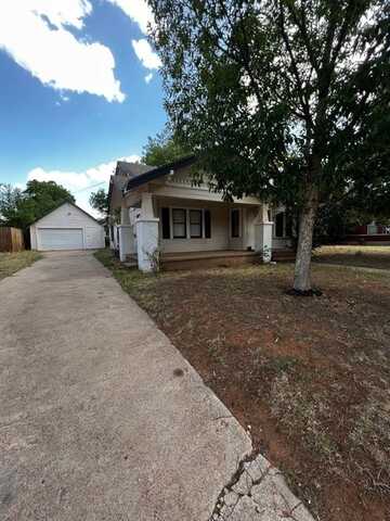 602 Josephine Street, Sweetwater, TX 79556