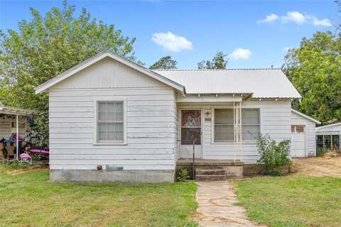 2505 Vine Street, Brownwood, TX 76801