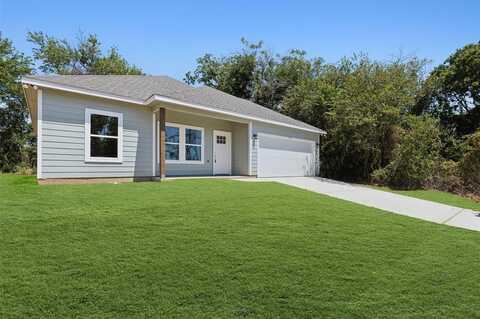 715 Robbins Street, Cleburne, TX 76031