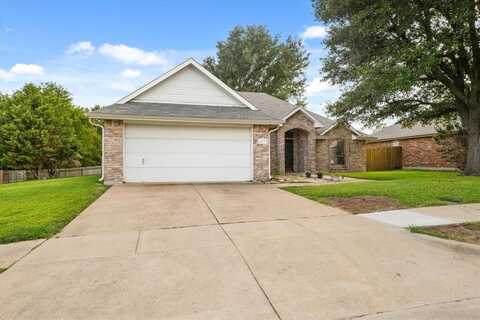 10537 N HAVEN Drive, Benbrook, TX 76126