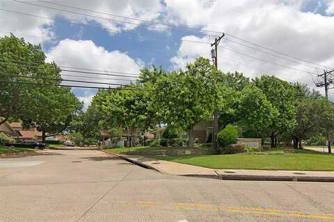 2240 Tarpley Road, Carrollton, TX 75006