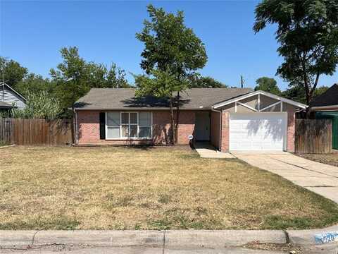 2917 Raton Drive, Fort Worth, TX 76116