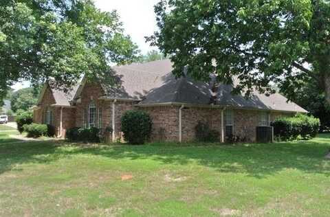 1300 S PURDUE Drive, Jacksonville, TX 75766