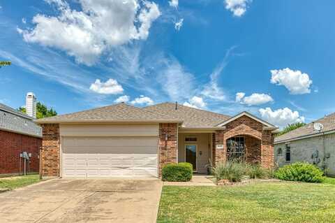 8433 Washita Way, Fort Worth, TX 76137