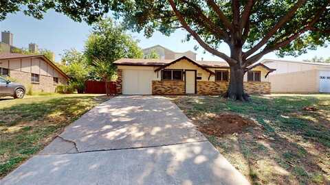 1104 Belle Street, Bedford, TX 76022