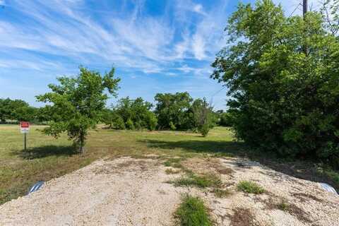 5808 Crest Road, Joshua, TX 76058