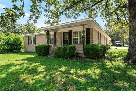 600 W Cayuga Drive, Athens, TX 75751