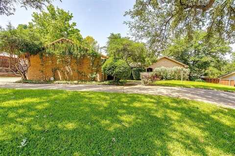 8 Windward Road, Benbrook, TX 76132