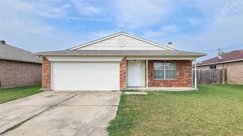 817 Colson Drive, Arlington, TX 76002