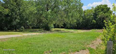 2724 Hickory Tree Road, Balch Springs, TX 75180