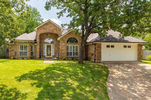 7704 Driftwood Court, North Richland Hills, TX 76182