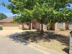 111 Circle Drive, Lindsay, TX 76250