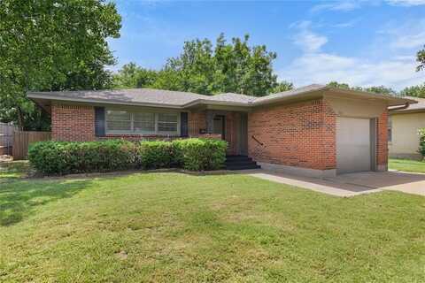 1702 W College Street, Sherman, TX 75092