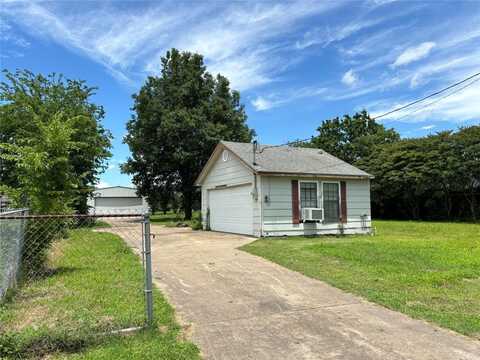 200 E Warren Street, Wolfe City, TX 75496