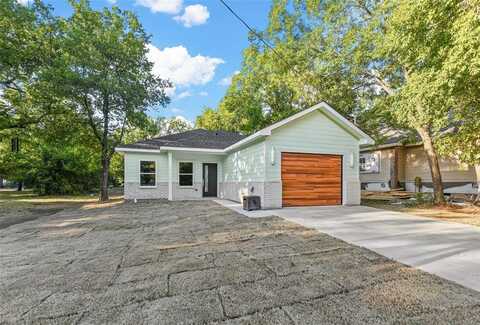 605 Potter Street, Gainesville, TX 76240