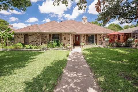 1307 Stonewood Drive, Carrollton, TX 75006