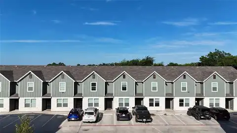 402 Garrett Court, Stephenville, TX 76401