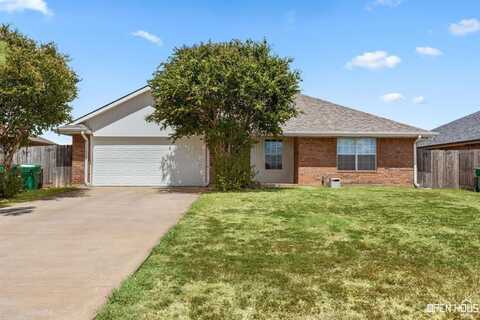 910 E Texas Avenue, Iowa Park, TX 76367