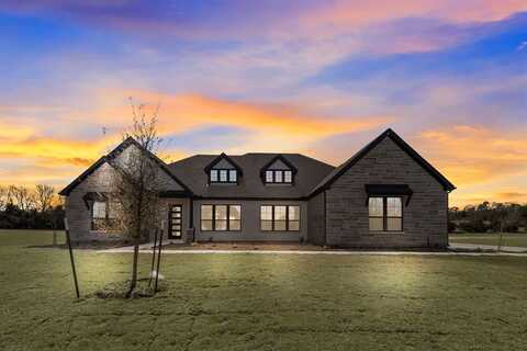 1030 Julian Drive, Van Alstyne, TX 75495