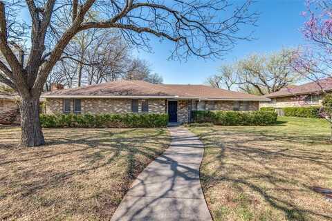 1109 Shadywood Lane, DeSoto, TX 75115