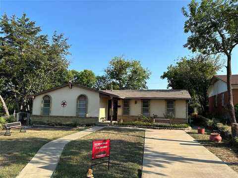 4514 Ott Circle, Hull, TX 75211