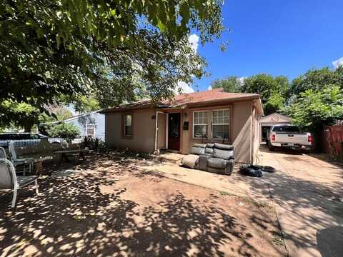 2540 Shropshire Street, Fort Worth, TX 76105