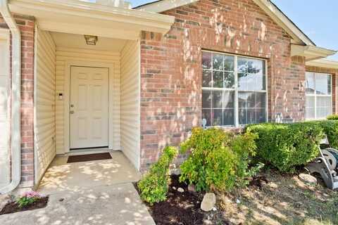 8300 Southern Prairie Drive, Fort Worth, TX 76123