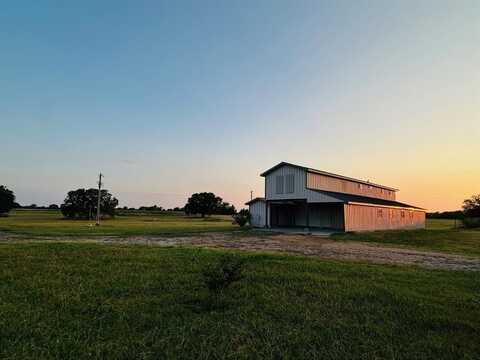 601 County Road 4120, Bonham, TX 75418