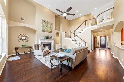 4427 Creekbend Circle, Richardson, TX 75082