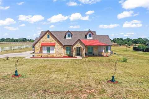 135 County Road 466, Gainesville, TX 76240