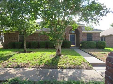 112 Forest Park Lane, Red Oak, TX 75154