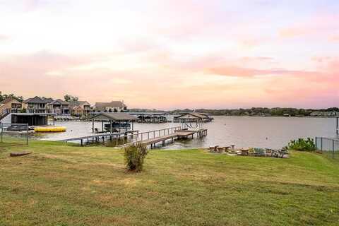 154 Memorial Drive, Gun Barrel City, TX 75156