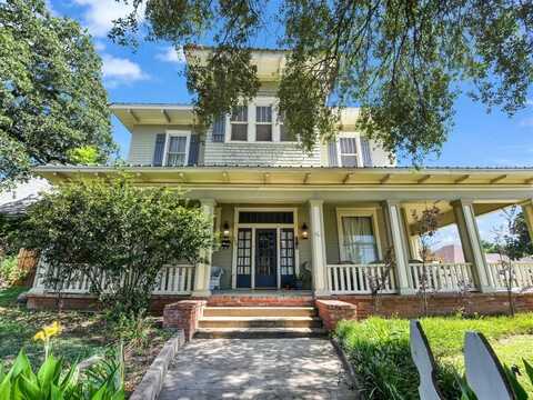 502 W Hubbard Street, Mineral Wells, TX 76067