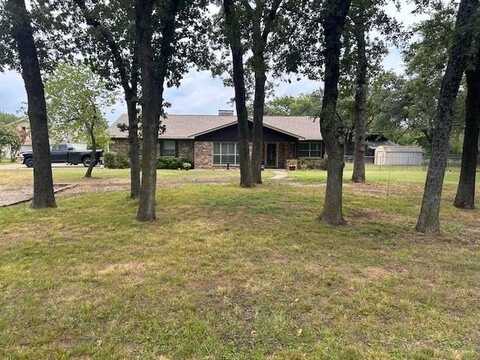 305 Dena Lane, Krugerville, TX 76227